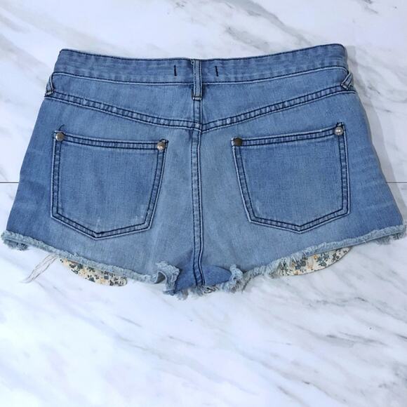 Free People Jean Shorts 27 Cut Off Denim 5 Pocket - Picture 5 of 8